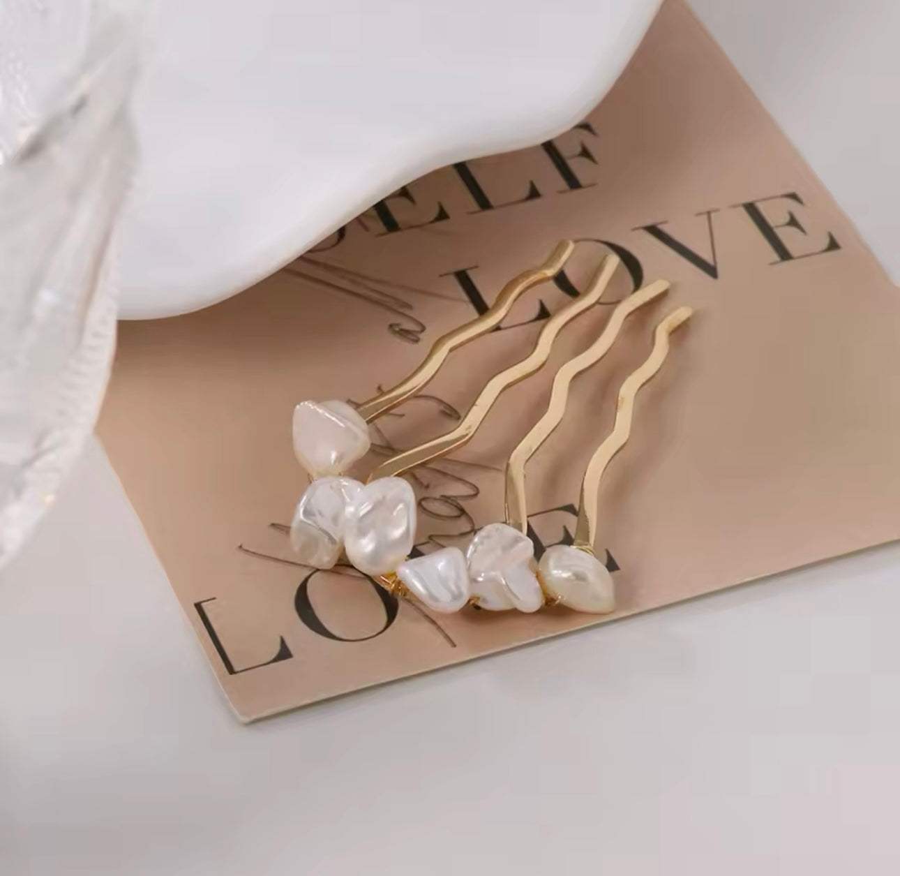 Irregular Pearl Hair Pin