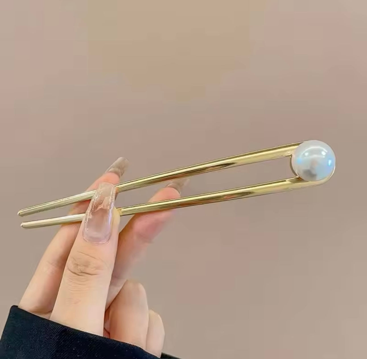 1 Pearl Hair Pin