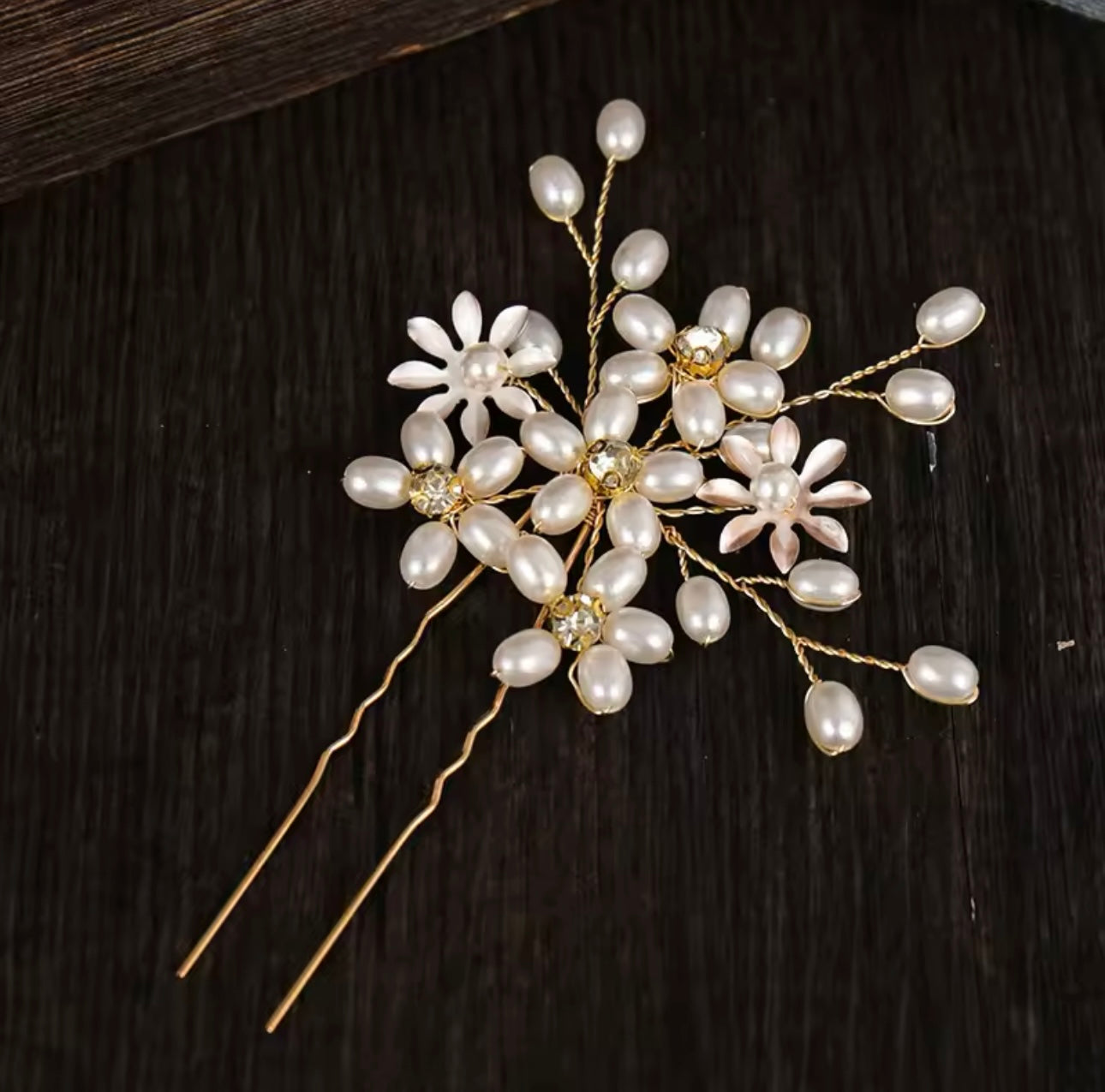 Flower and Pearl Hair Pin