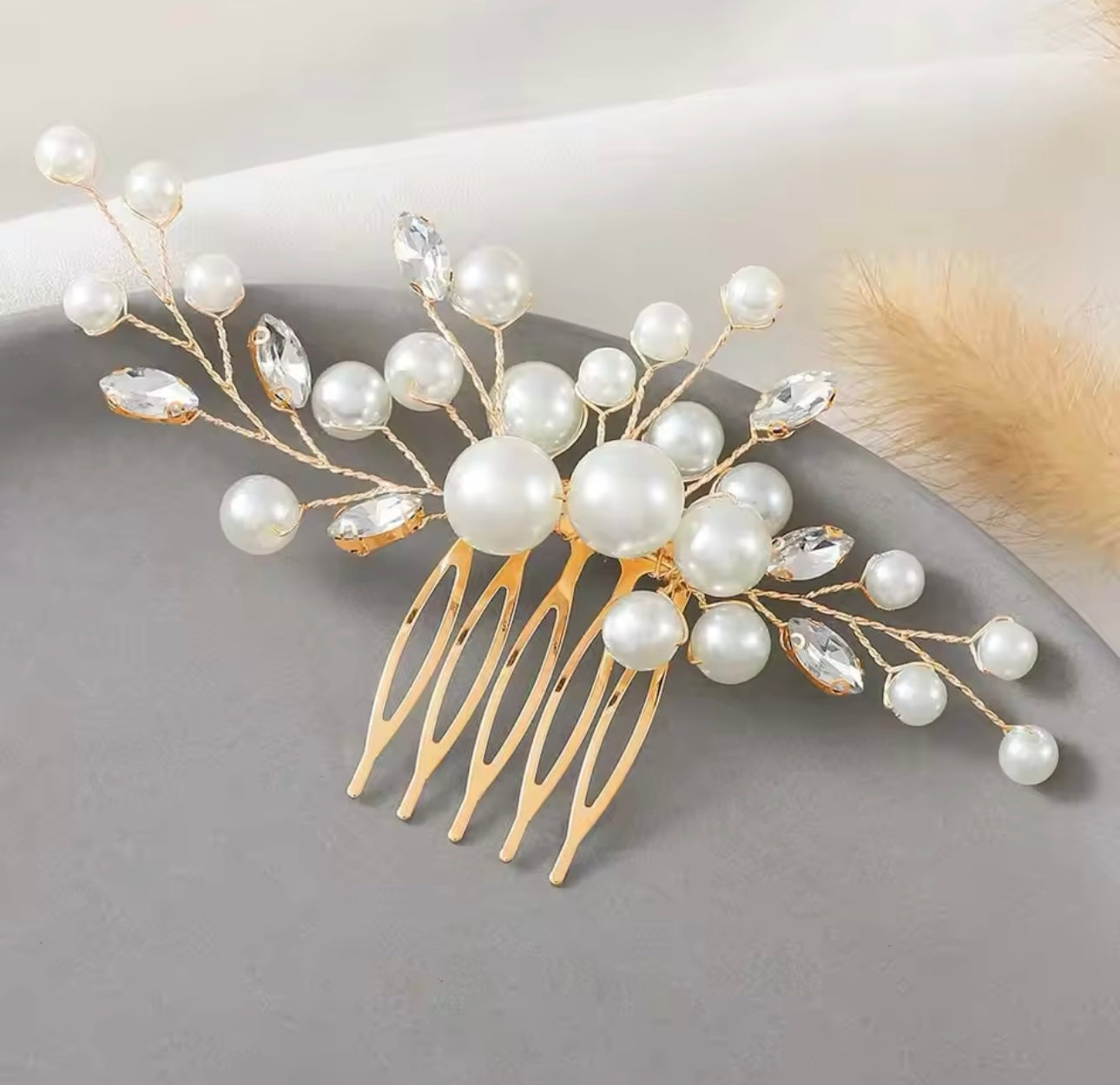 Baby’s Breath Hair Comb