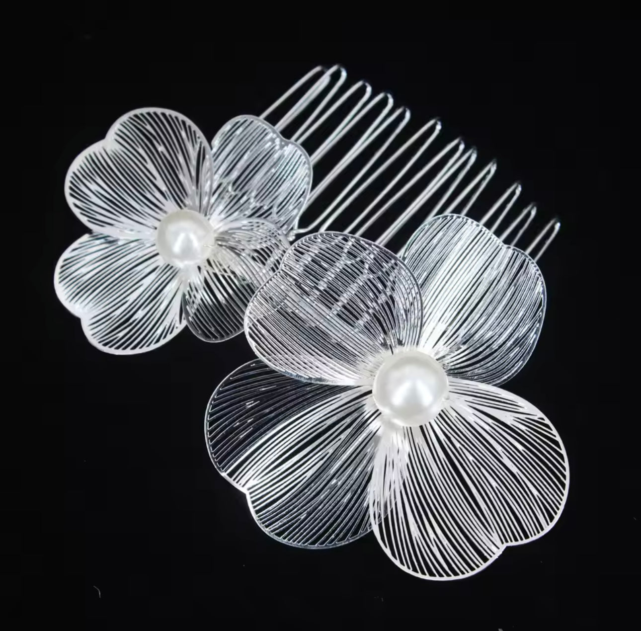 Big Little Clover Pearl Hair Pin