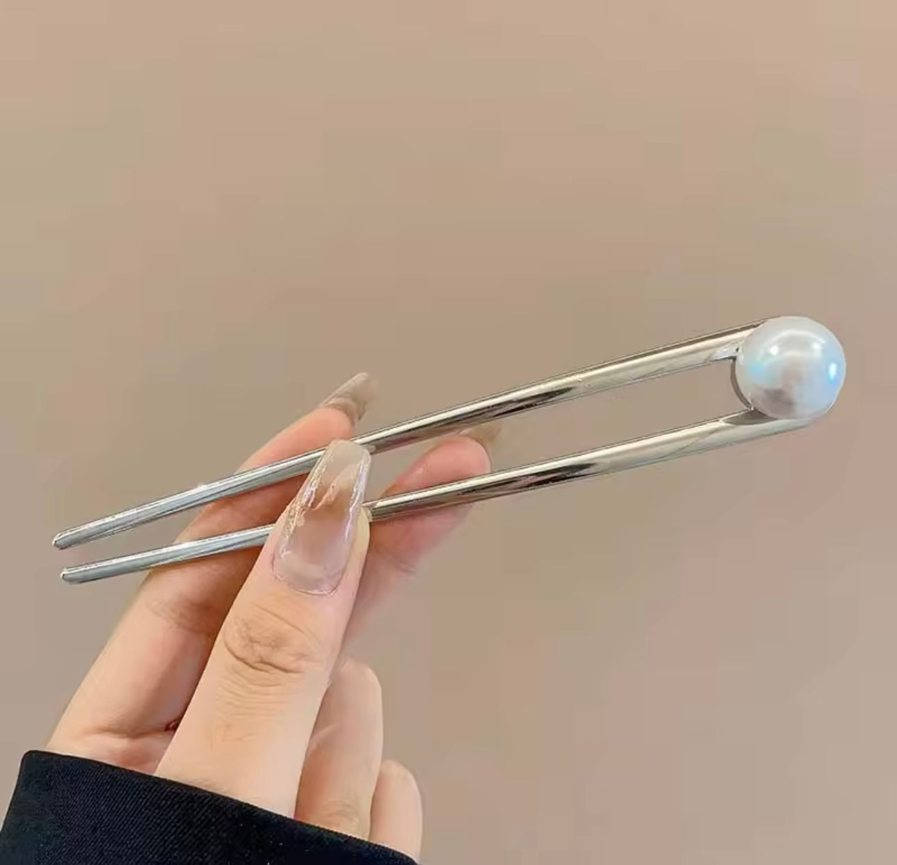 1 Pearl Hair Pin