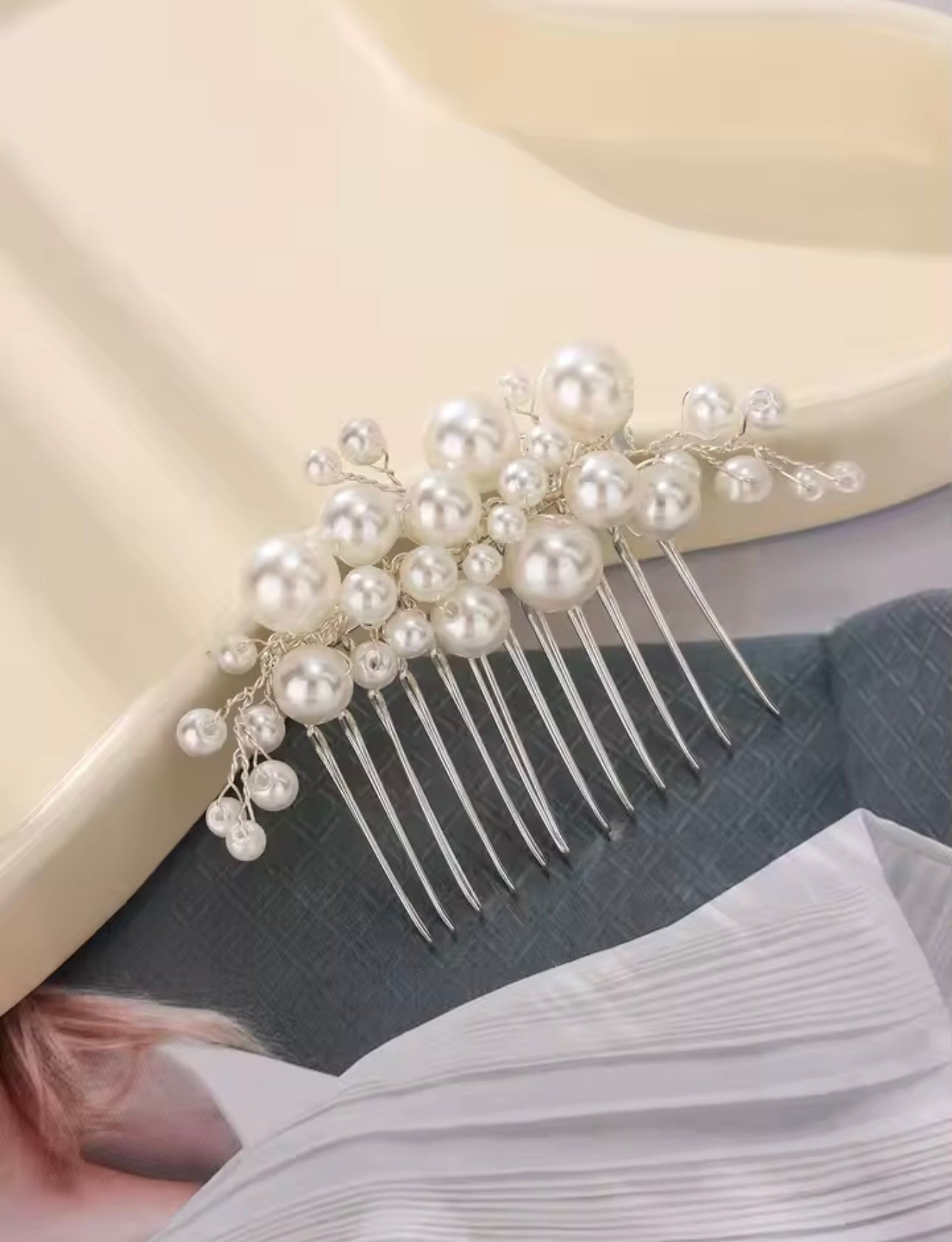 Pearl Hair Comb