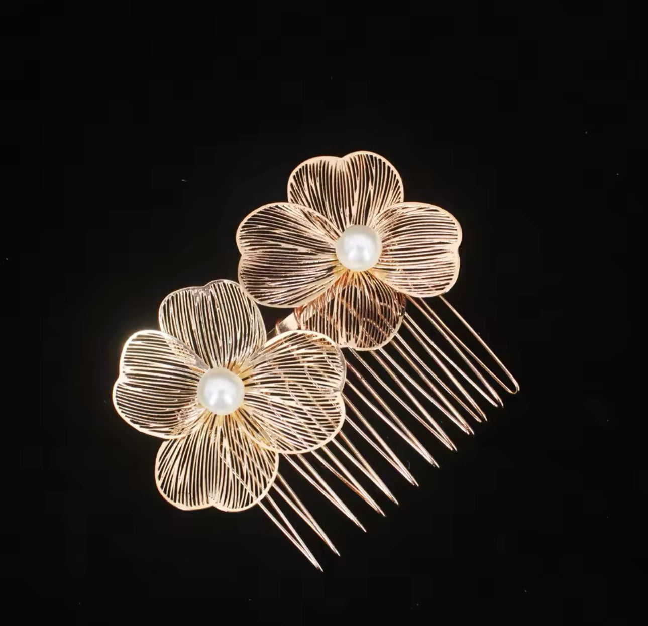 Identical Clover Pearl Hair Pin